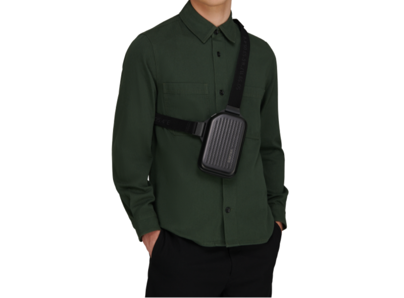 Black Rimowa Personal - Aluminum Sling Clutch Crossbody Bags | zEknPFGAd3D